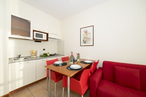 Kitchen and dining area