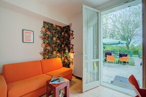 Living and dining room