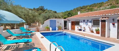 Welcome in Casa The Lofties, your romantic hide away in Andalusia. 