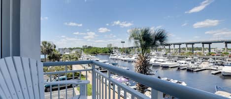 North Myrtle Beach Vacation Rental | 3BR | 2BA | 1,340 Sq Ft | Step-Free Access