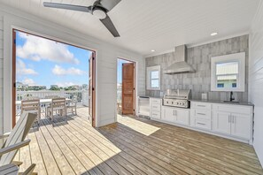 Latitude Adjustment - Seacrest Beach - Third Floor - Outdoor Gathering/Grill Area