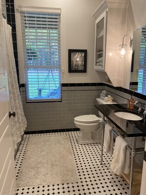 Modern Vintage Bathroom w/Soaker Tub/ Shower