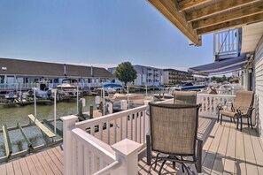 Balcony | Water Views