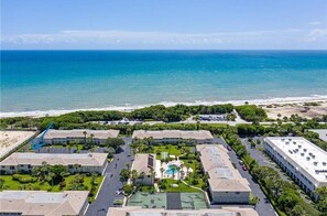 1 minute walk to the beach! Blue arrow shows condo location-private access
