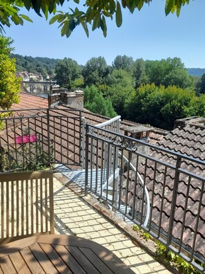 Spiral staircase up to terrace