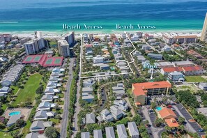 150 streps or 2 minute walk the beach from the front door of GypSea Haus 