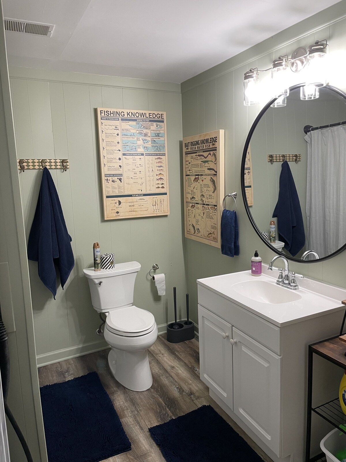 Newly renovated Studio Apartment with gorgeous Muskegon River views. Hardy Dam.