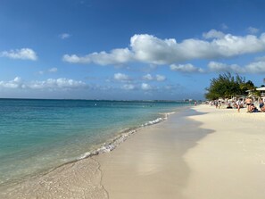7 mile beach   steps from the pool 