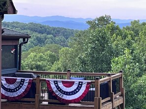 Large Deck off of Porch Area with Comfortable Lounge Furniture, and Gas Grill!