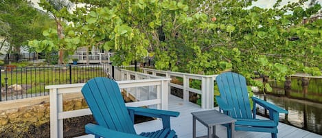 Tarpon Springs Vacation Rental | 1BR | 1BA | 2 Steps to Access | 1,000 Sq Ft