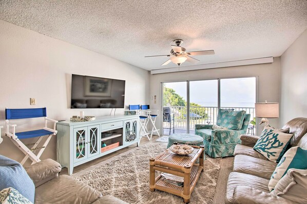 Redington Shores Vacation Rental | 3BR | 2BA | 1,500 Sq Ft | Step-Free Access