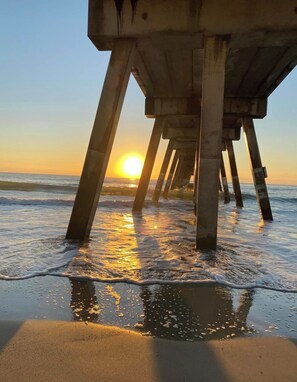Gorgeous Sunset from the Pier!