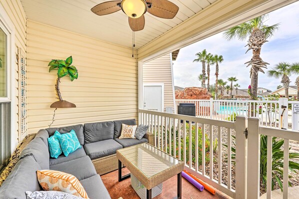 Corpus Christi Vacation Rental | 1BR | 1BA | 720 Sq Ft | Step-Free Access