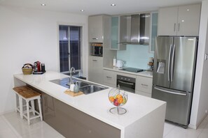 Modern well-appointed Kitchen