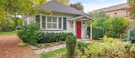 Kindergarten Schoolhouse - Niagara-on-the-Lake