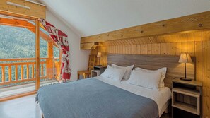 Get a peaceful night sleep in our cozy bedroom.