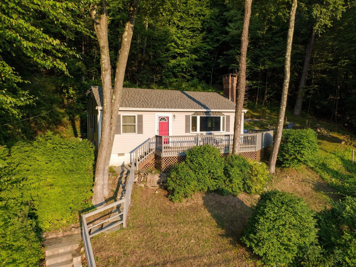 Candlewood Lake Retreat with year round views