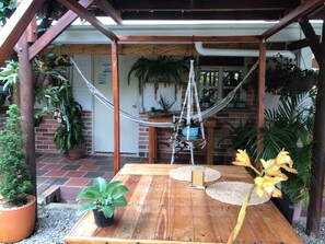 屋外ダイニングエリア