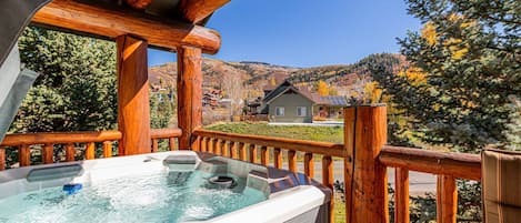 Hit the *private!* hot tub after a long day adventuring on the mountain