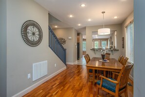 Entryway into Dining