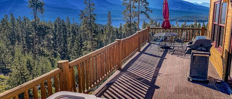 Grand Chalet at Grand Lake - a SkyRun Winter Park Property - A private hot tub to unwind.