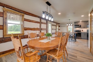 Dining Room | Dishware & Flatware Provided