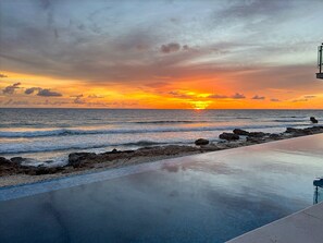 Pool Sunrise 1