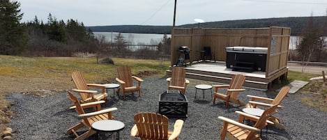 Firepit and Hottub and BBQ