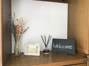 Welcome guests with sincerity