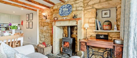 Lammas Cottage Sitting Room - StayCotswold