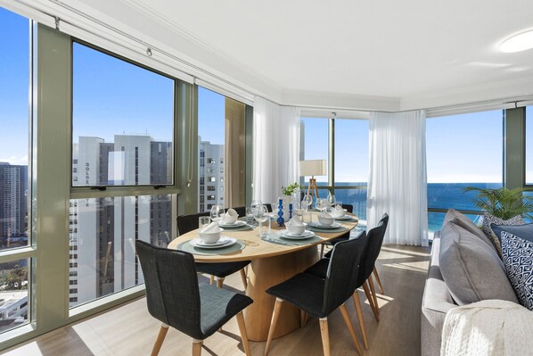 Share sumptuous meals with the family in this sophisticated dining area