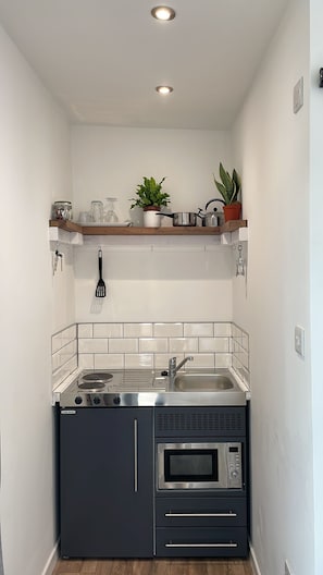 The Kitchenette