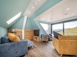 Living room | Blodfryn, Bryn Pydew, near Llandudno