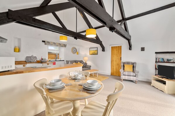Open-plan design | Jasmine Cottage - Old Mill Cottages, Marldon, near Paignton