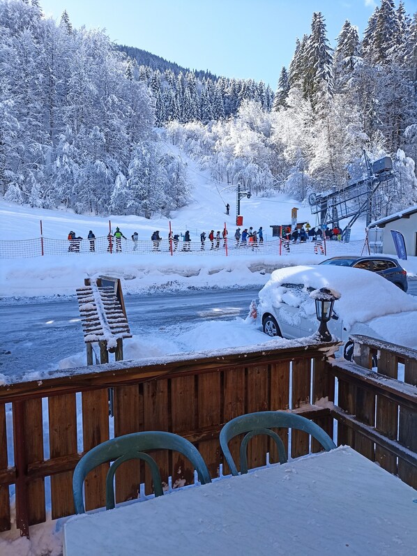 Snow and ski sports