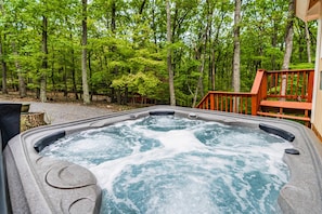 Bain à remous extérieur