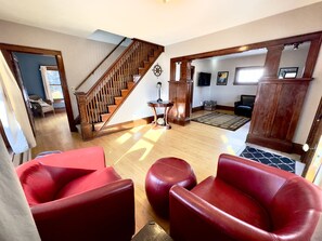 "Great location, accurate listing and responsive host!" - Kyle