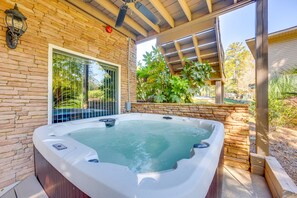 Private Hot Tub