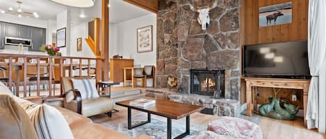 Living Room with Steps up to Kitchen, Dining