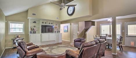 Boerne Vacation Rental | 3BR | 3BA | 2,004 Sq Ft | 1 Step to Access