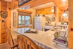 Kitchen | 2-Story Home