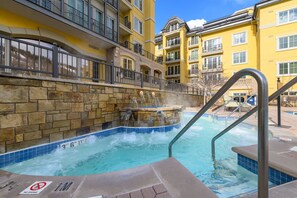 Ritz-Carlton Summer Amenities