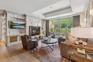 Living Room - Summer