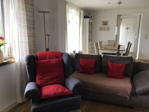 Sofa & Sessel Wohnzimmer