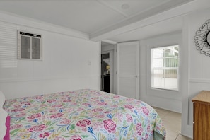 P1888002