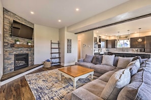 Living Room | Main Level | Smart TV