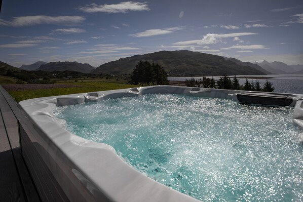 Bain à remous extérieur