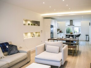 Open plan living space | Little Court, St Andrews