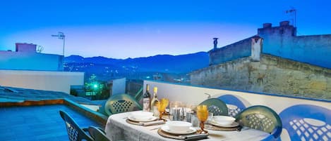 Bird's eye view,Balcony/Terrace,Mountain view