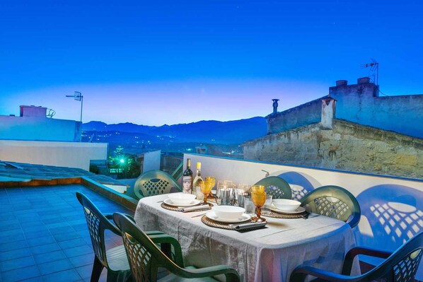 Bird's eye view,Balcony/Terrace,Mountain view